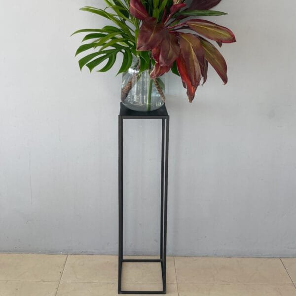 Pedestal Manhattan